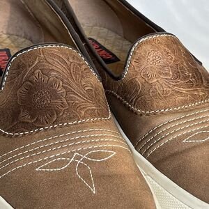 Leather Slip-On Shoes Durango Music City Saddle Sneaker Western Brown Size 8.5 M